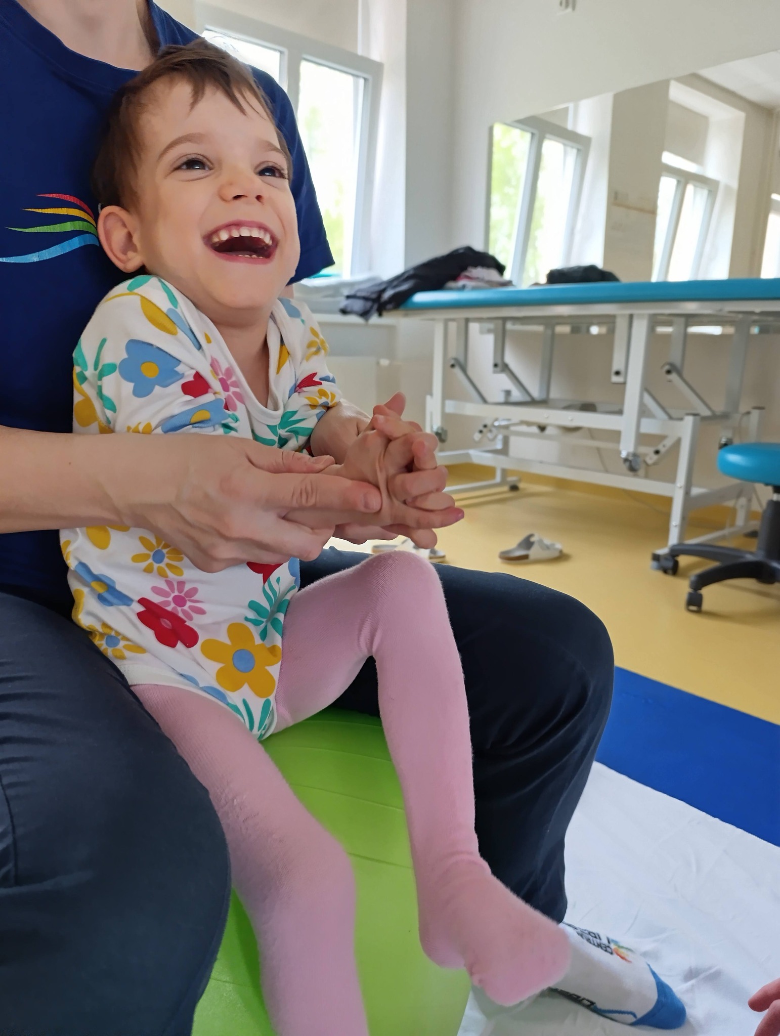Keď aj malý pokrok znamená veľkú nádej – pomôžte Lenke na jej ceste
